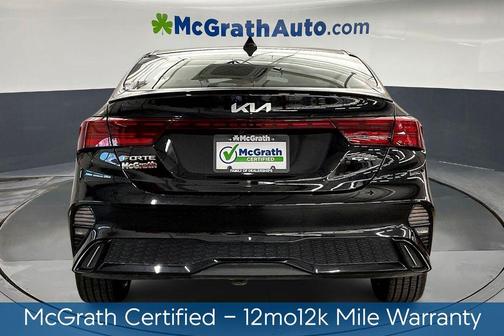 Aurora Black 2023 Kia Forte GT-Line