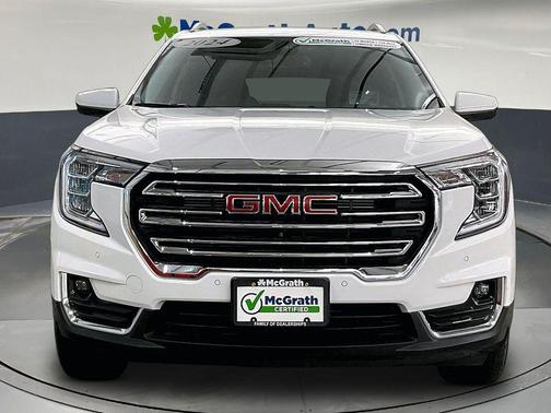 Summit White 2024 GMC Terrain SLT