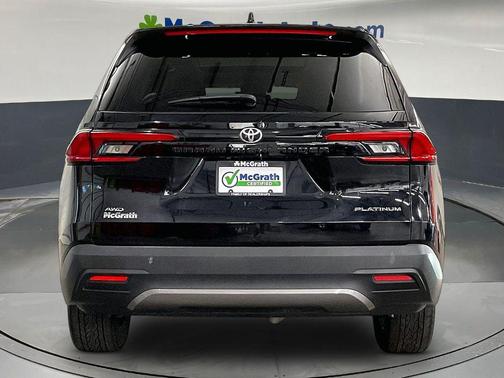 Midnight Black Metallic 2024 Toyota Grand Highlander Platinum