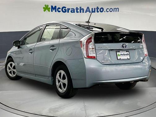 Pearl 2014 Toyota Prius Four