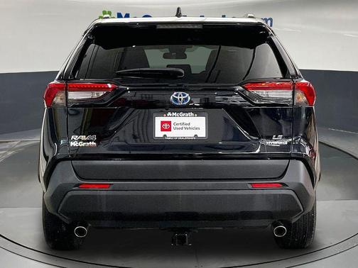 Midnight Black Metallic 2022 Toyota RAV4 Hybrid LE