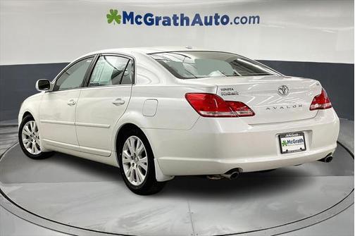 2010 Toyota Avalon XLS