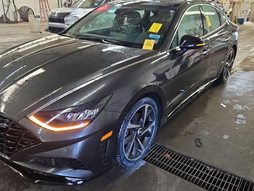 2022 Hyundai SONATA SEL Plus