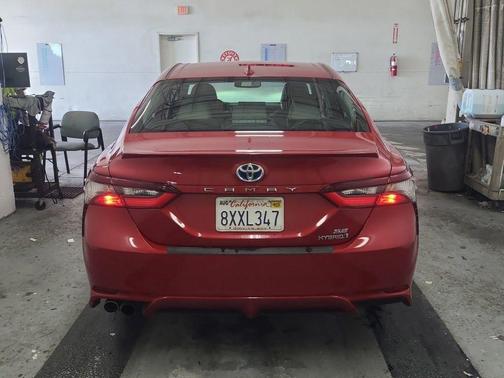 2021 Toyota Camry SE