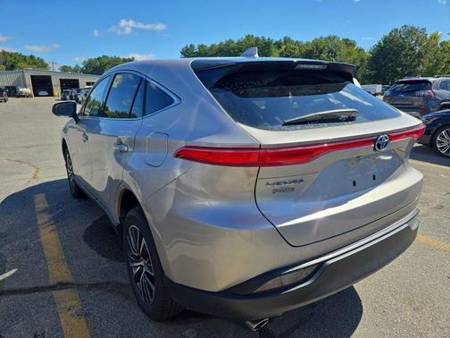 2024 Toyota Venza LE