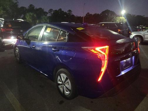2016 Toyota Prius Two Eco