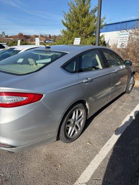 2015 Ford Fusion SE