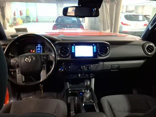 2018 Toyota Tacoma TRD Sport