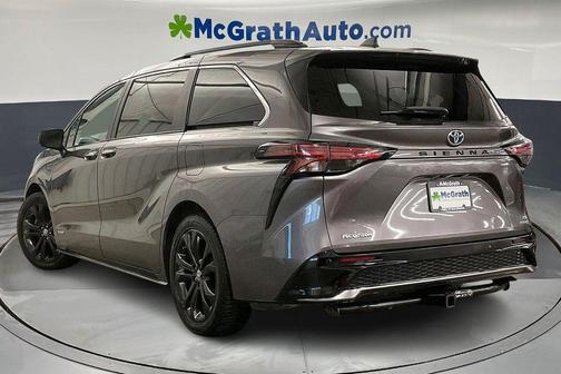 2021 Toyota Sienna XSE 7 Passenger