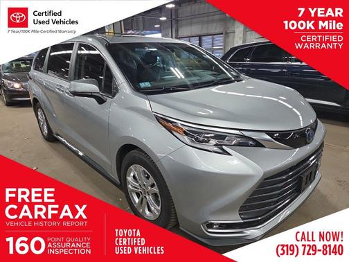 2022 Toyota Sienna Platinum