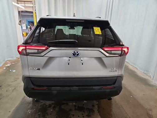 2021 Toyota RAV4 Hybrid LE