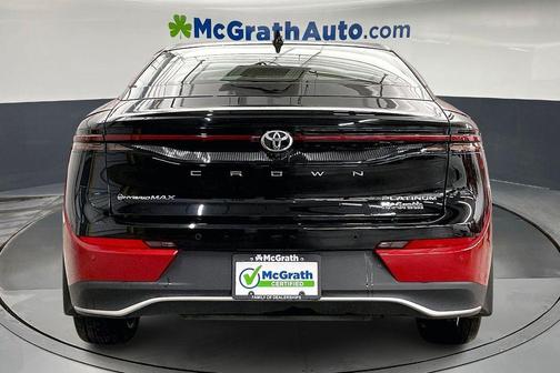 2024 Toyota Crown Platinum