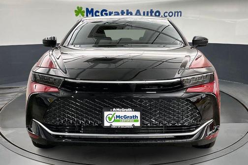 2024 Toyota Crown Platinum