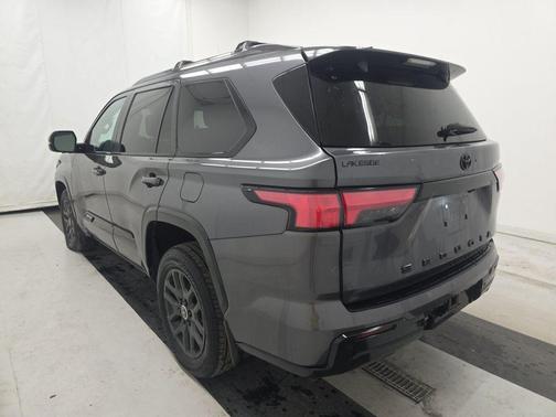 2024 Toyota Sequoia Platinum