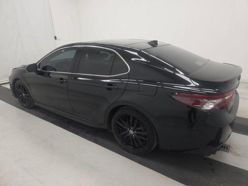 Midnight Black Metallic 2021 Toyota Camry XSE