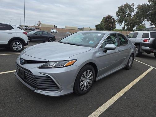 2022 Toyota Camry LE