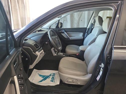 Dark Gray Metallic 2016 Subaru Forester 2.5i Limited