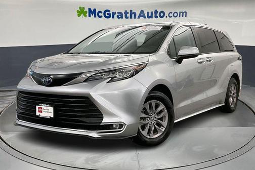 2023 Toyota Sienna XLE