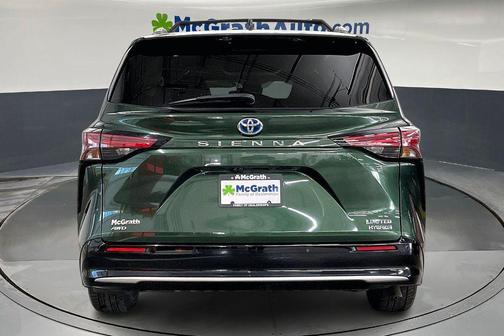 2021 Toyota Sienna Limited 7-Passenger