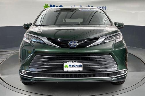 2021 Toyota Sienna Limited 7-Passenger