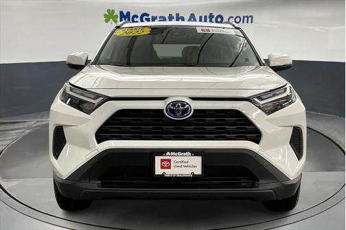 2022 Toyota RAV4 Hybrid XLE