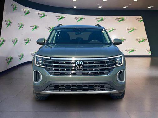 2026 Volkswagen Atlas 2.0T SE w/Technology 4MOTION