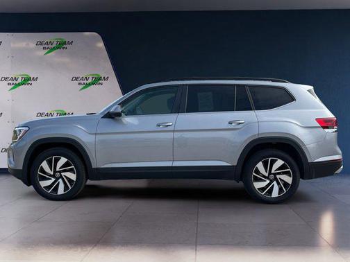 2025 Volkswagen Atlas 2.0T SE w/Technology 4MOTION