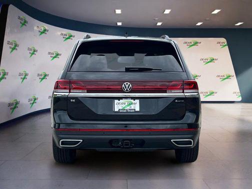 2025 Volkswagen Atlas 2.0T SE w/Technology 4MOTION