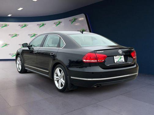 2015 Volkswagen Passat 1.8T Auto SEL Premium