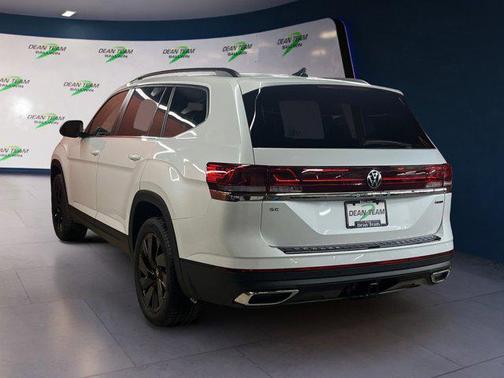 2026 Volkswagen Atlas 2.0T SE w/Technology 4MOTION