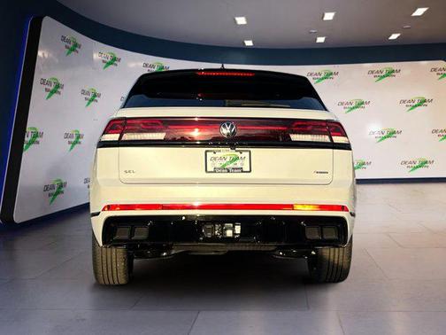 2025 Volkswagen Atlas Cross Sport 2.0T SEL