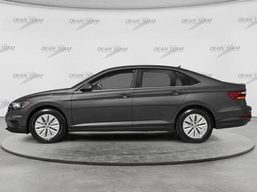 Platinum Gray Metallic 2021 Volkswagen Jetta
