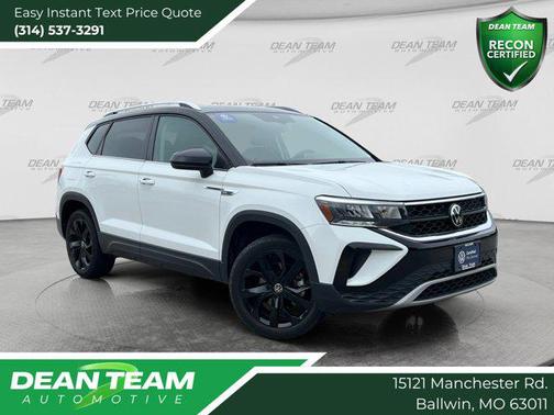 White 2023 Volkswagen Taos 1.5T SE