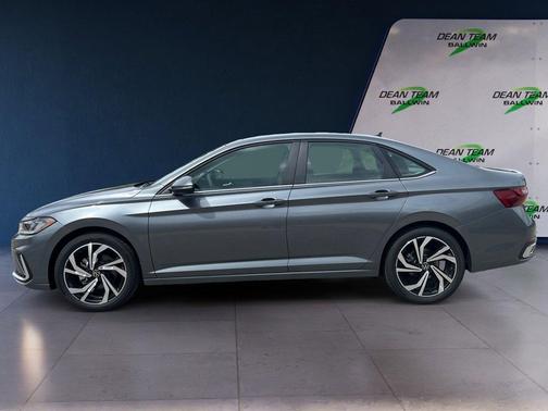 Platinum Gray Metallic 2026 Volkswagen Jetta 1.4T SEL