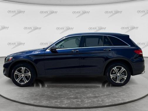 LUNAR BLUE METALLIC BLUE 2017 Mercedes-Benz GLC 300 4MATIC