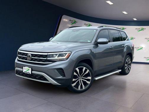 2022 Volkswagen Atlas 3.6L SE w/Technology