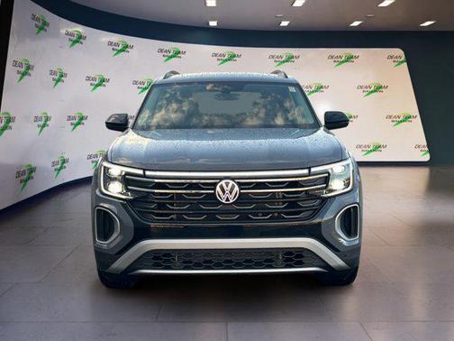 2026 Volkswagen Atlas Peak Edition