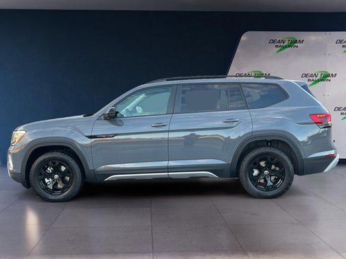 2026 Volkswagen Atlas Peak Edition