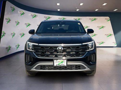 2026 Volkswagen Atlas Cross Sport 2.0T SE w/Technology 4MOTION