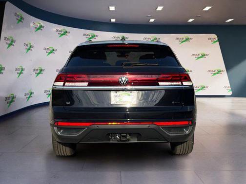 2026 Volkswagen Atlas Cross Sport 2.0T SE w/Technology 4MOTION