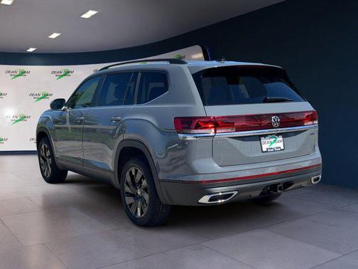 2025 Volkswagen Atlas 2.0T SE w/Technology 4MOTION