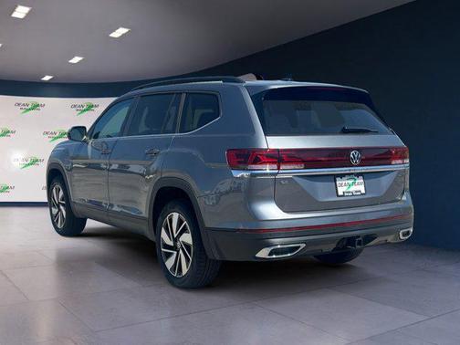 2025 Volkswagen Atlas 2.0T SE w/Technology 4MOTION