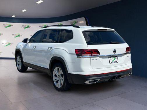 2022 Volkswagen Atlas 3.6L SE w/Technology