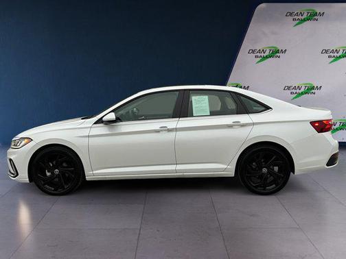2025 Volkswagen Jetta 1.5T SE