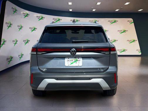2025 Volkswagen Tiguan 2.0T SE 4MOTION