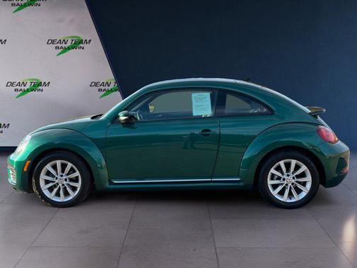 2018 Volkswagen Beetle 2.0T S