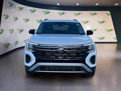 2026 Volkswagen Atlas Peak Edition