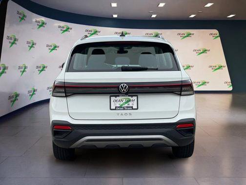 2025 Volkswagen Taos 1.5T S
