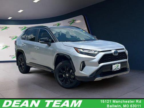 2024 Toyota RAV4 Hybrid SE