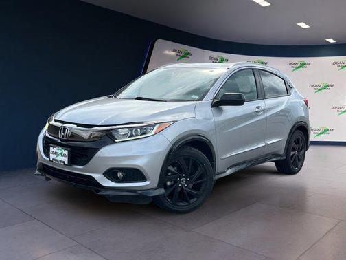 Lunar Silver Metallic 2021 Honda HR-V AWD Sport